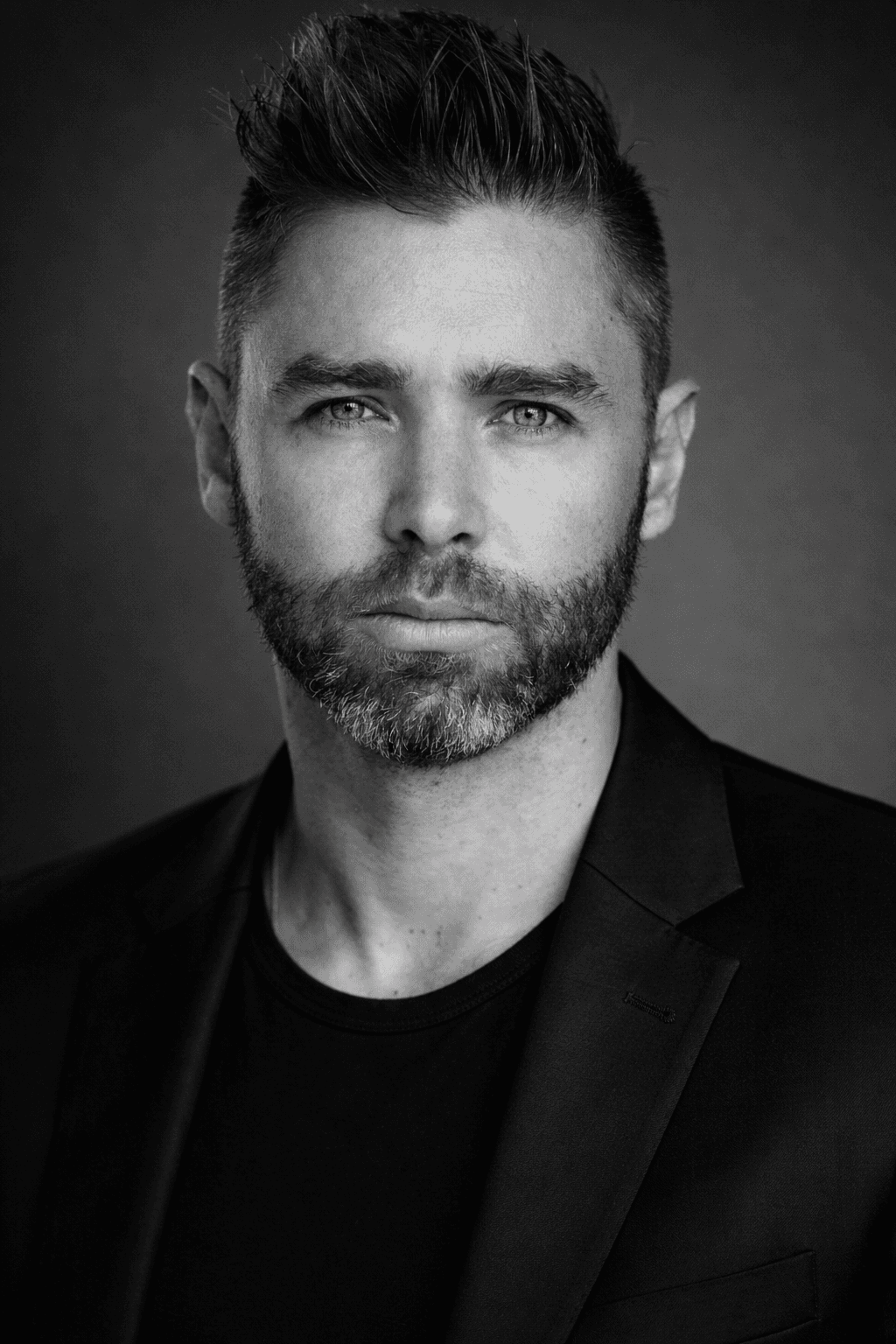 Top LinkedIn Profile Picture Tips for Job Seekers