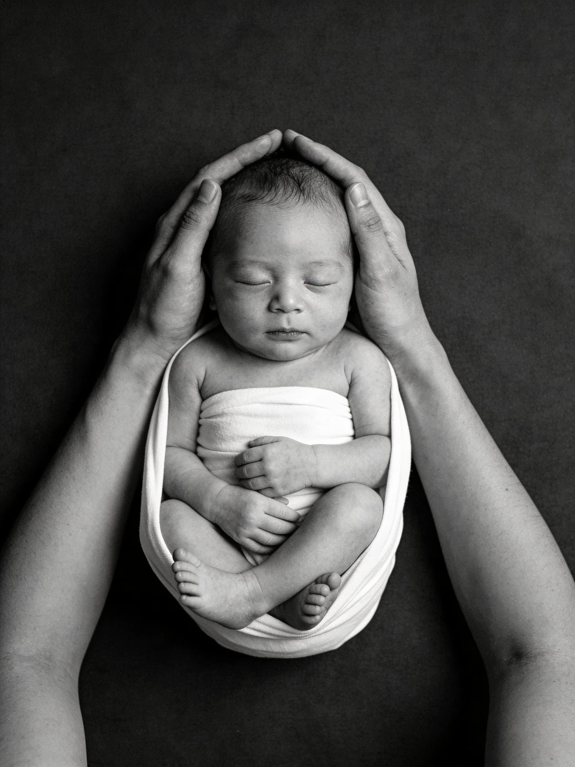 Acting Headshots vs. AI Headshots: Best for Job Seekers